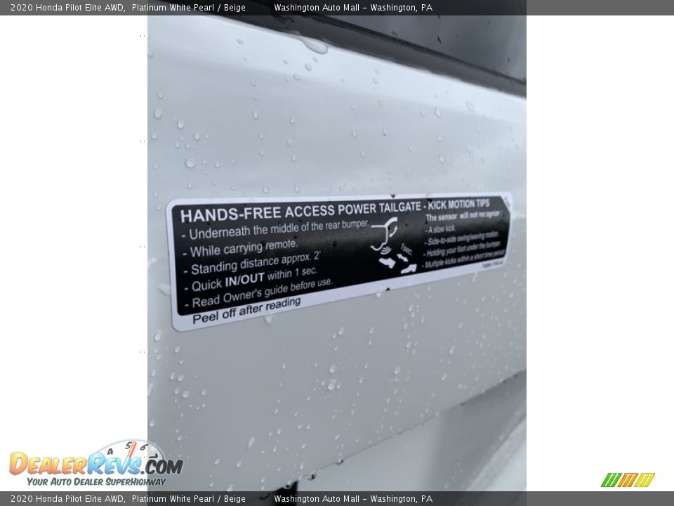 2020 Honda Pilot Elite AWD Platinum White Pearl / Beige Photo #22