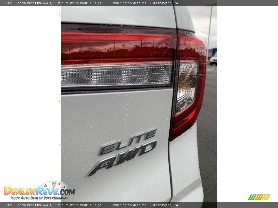 2020 Honda Pilot Elite AWD Platinum White Pearl / Beige Photo #26
