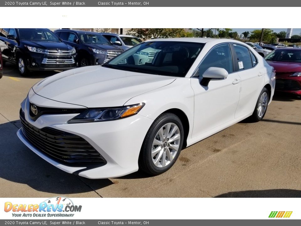 2020 Toyota Camry LE Super White / Black Photo #1