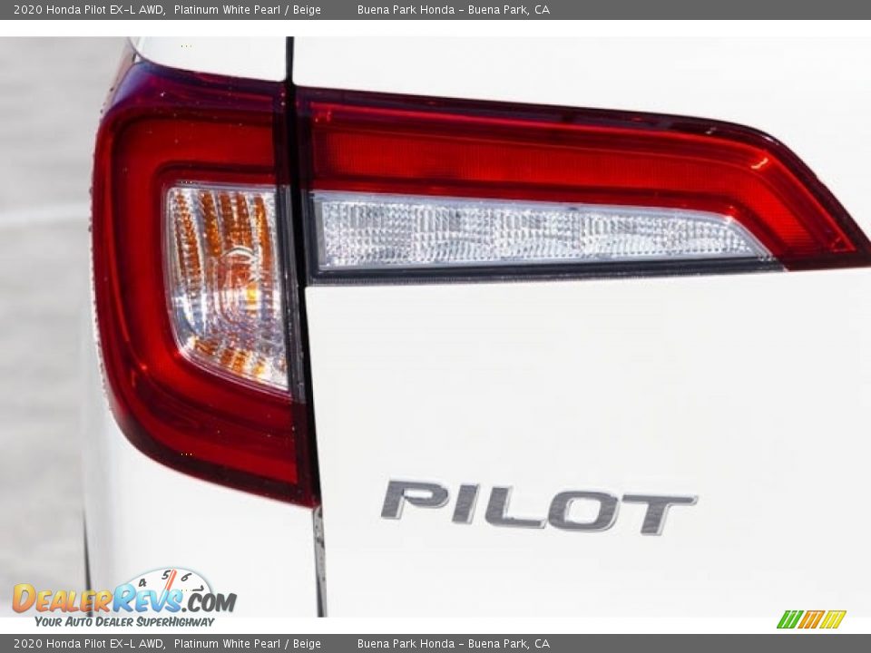2020 Honda Pilot EX-L AWD Platinum White Pearl / Beige Photo #8