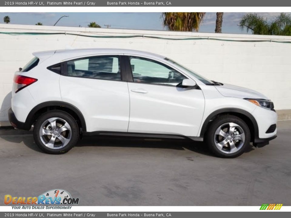 2019 Honda HR-V LX Platinum White Pearl / Gray Photo #9