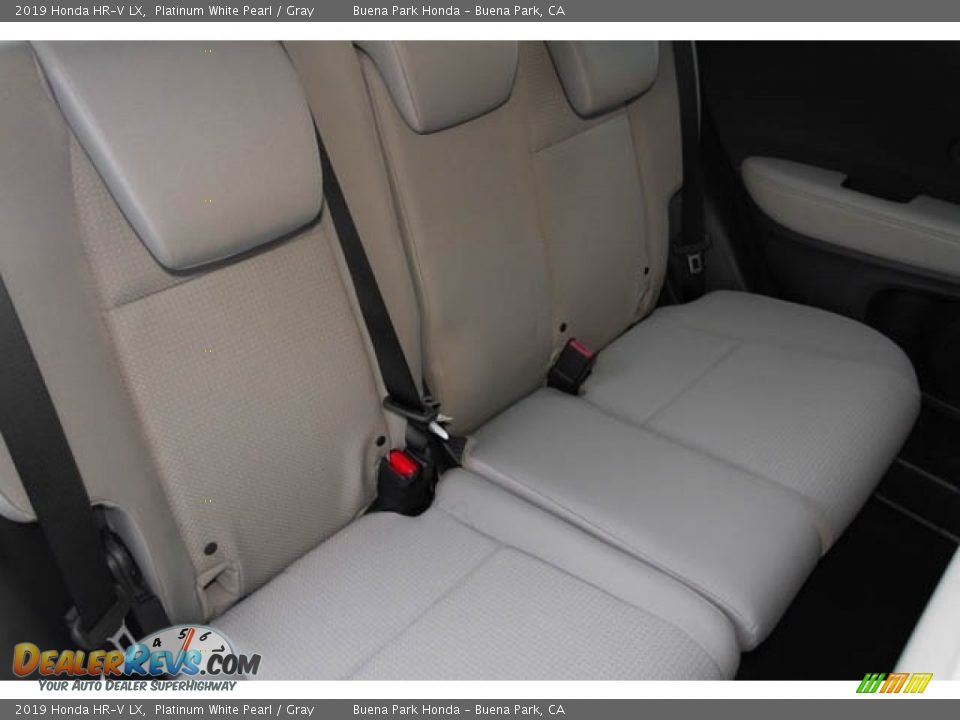 2019 Honda HR-V LX Platinum White Pearl / Gray Photo #26
