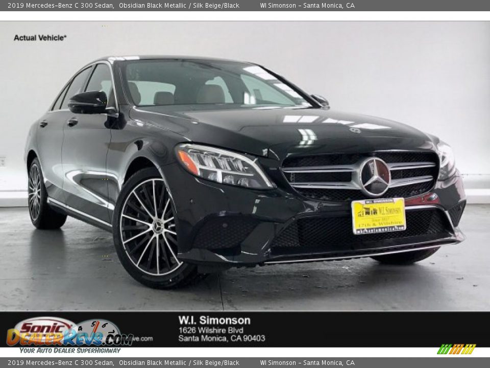 2019 Mercedes-Benz C 300 Sedan Obsidian Black Metallic / Silk Beige/Black Photo #1
