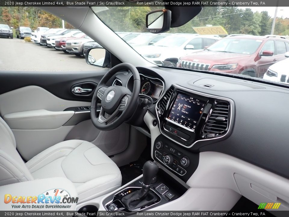 Dashboard of 2020 Jeep Cherokee Limited 4x4 Photo #11