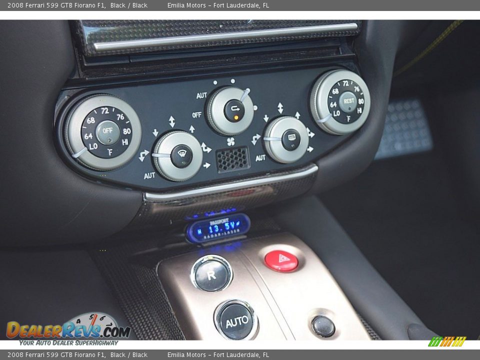 Controls of 2008 Ferrari 599 GTB Fiorano F1 Photo #62