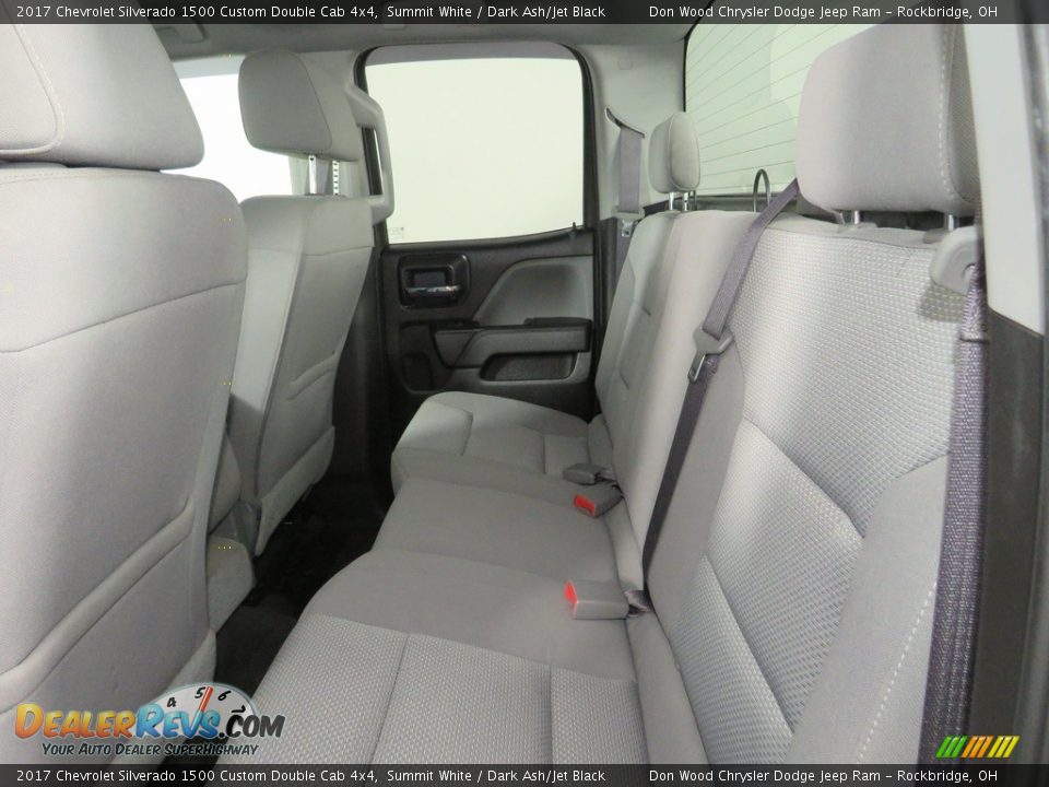 2017 Chevrolet Silverado 1500 Custom Double Cab 4x4 Summit White / Dark Ash/Jet Black Photo #31