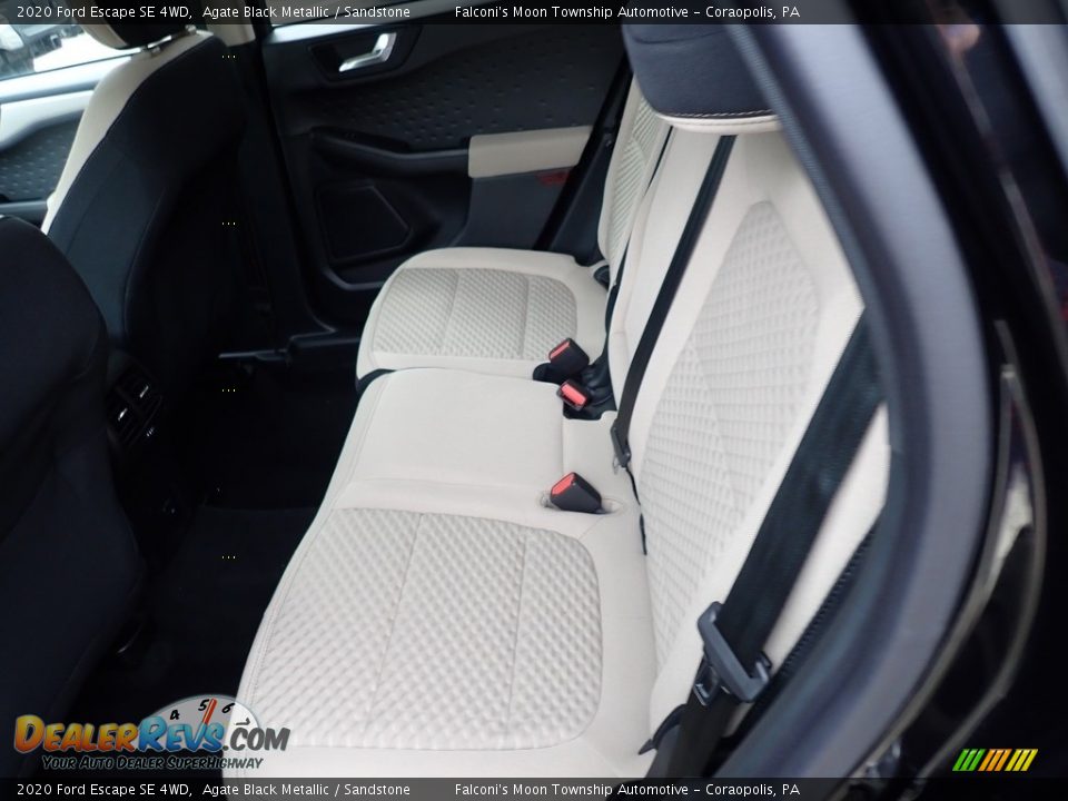 2020 Ford Escape SE 4WD Agate Black Metallic / Sandstone Photo #8