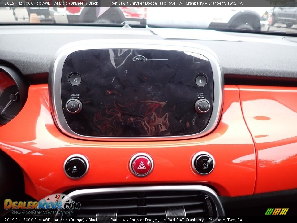 Controls of 2019 Fiat 500X Pop AWD Photo #14