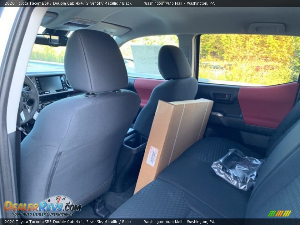 2020 Toyota Tacoma SR5 Double Cab 4x4 Silver Sky Metallic / Black Photo #9