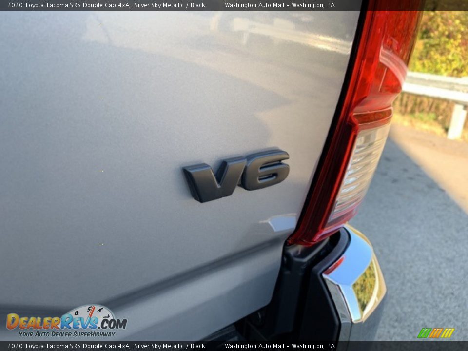2020 Toyota Tacoma SR5 Double Cab 4x4 Silver Sky Metallic / Black Photo #11