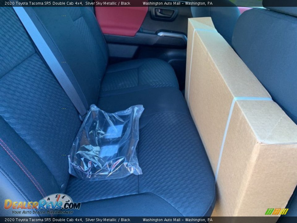 2020 Toyota Tacoma SR5 Double Cab 4x4 Silver Sky Metallic / Black Photo #14