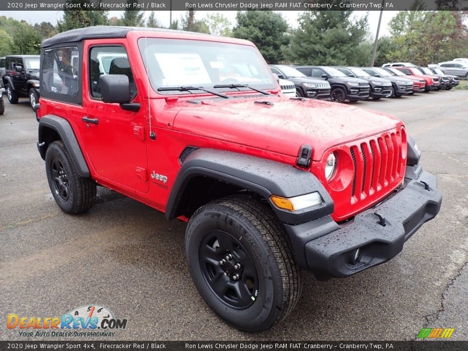 Front 3/4 View of 2020 Jeep Wrangler Sport 4x4 Photo #7