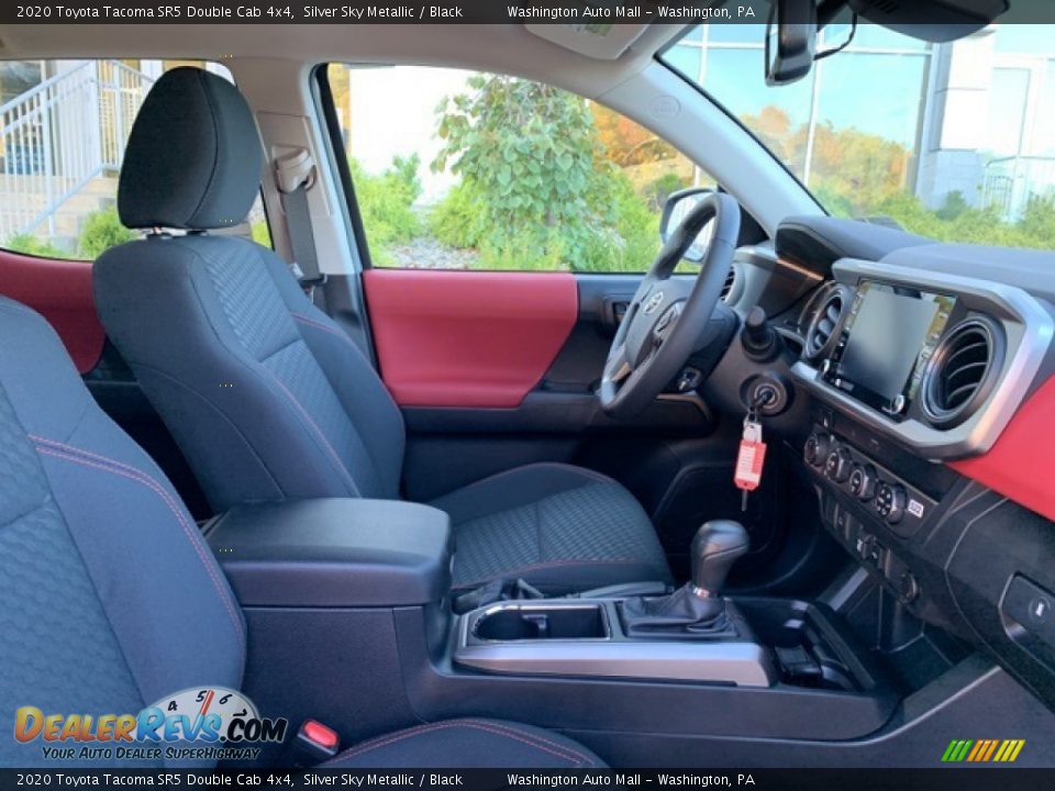 2020 Toyota Tacoma SR5 Double Cab 4x4 Silver Sky Metallic / Black Photo #16