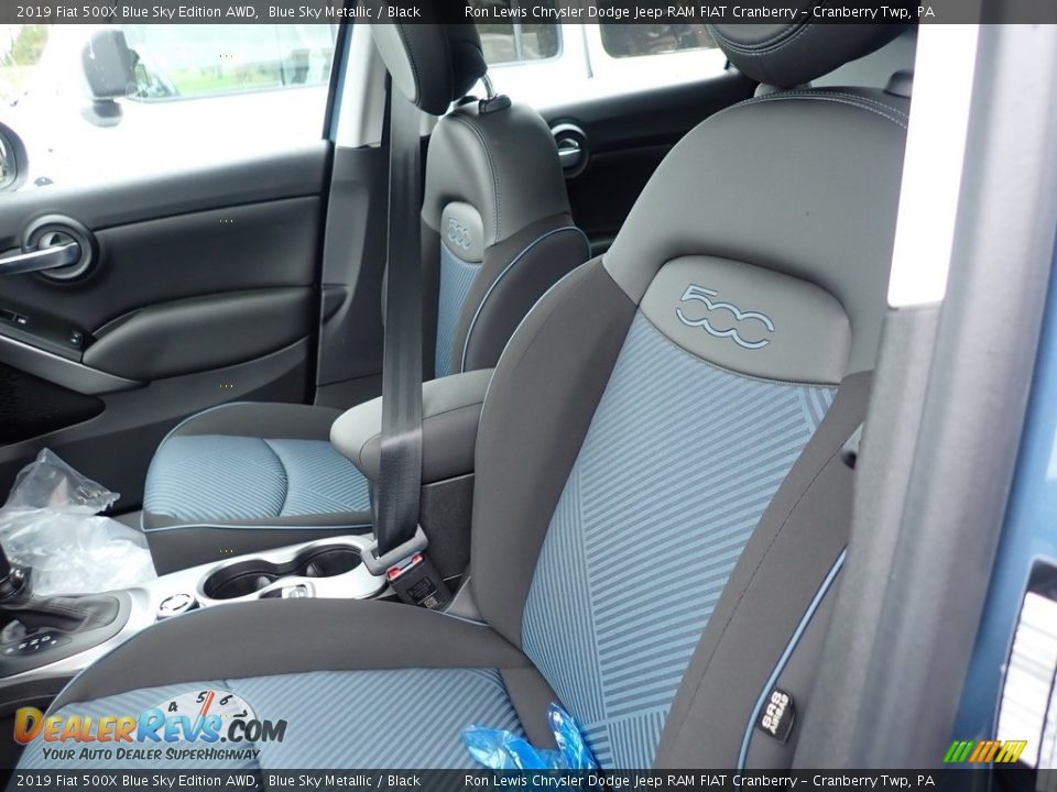 Front Seat of 2019 Fiat 500X Blue Sky Edition AWD Photo #10
