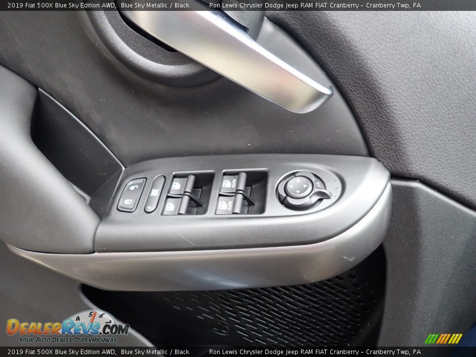 Controls of 2019 Fiat 500X Blue Sky Edition AWD Photo #15