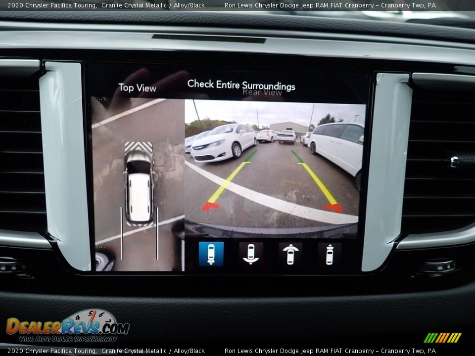 2020 Chrysler Pacifica Touring Granite Crystal Metallic / Alloy/Black Photo #19