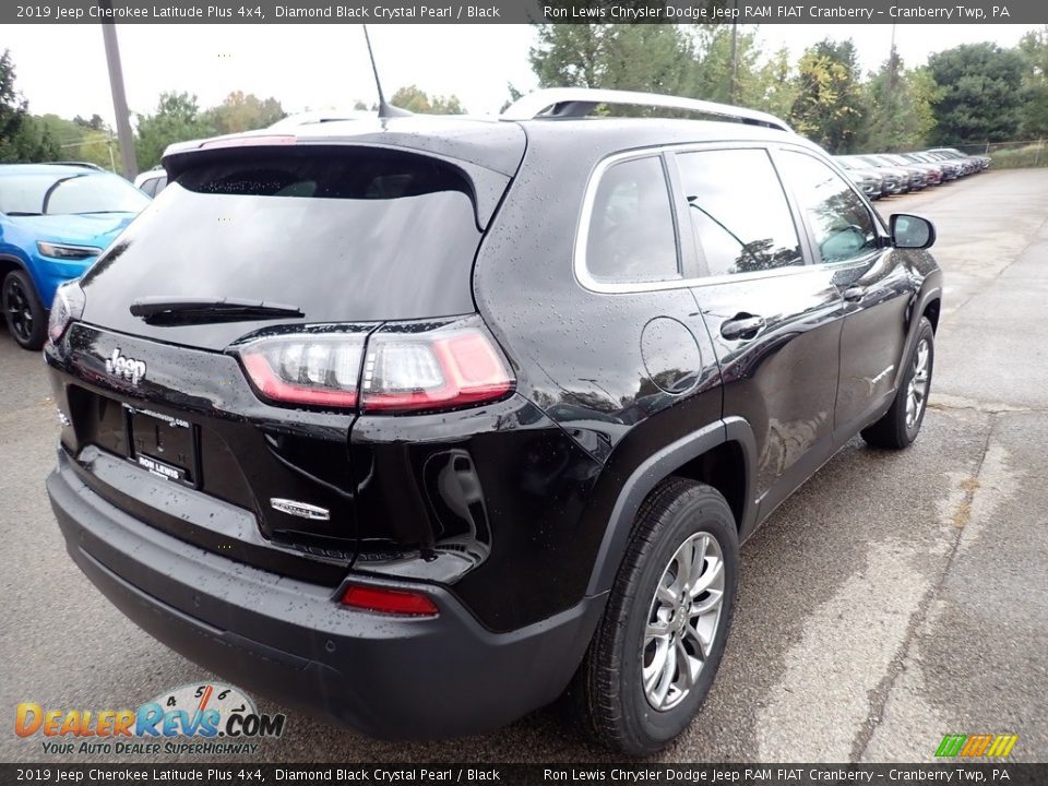 2019 Jeep Cherokee Latitude Plus 4x4 Diamond Black Crystal Pearl / Black Photo #4