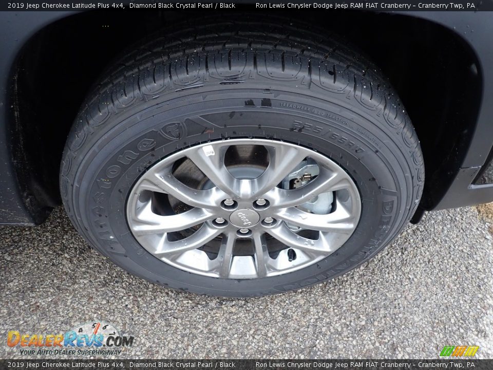 2019 Jeep Cherokee Latitude Plus 4x4 Diamond Black Crystal Pearl / Black Photo #7