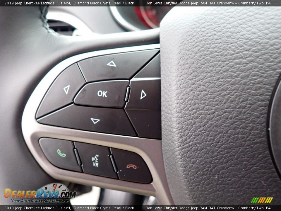 2019 Jeep Cherokee Latitude Plus 4x4 Diamond Black Crystal Pearl / Black Photo #19