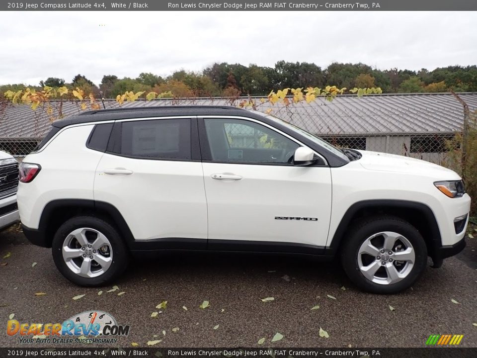 2019 Jeep Compass Latitude 4x4 White / Black Photo #4