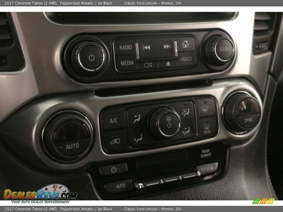 2017 Chevrolet Tahoe LS 4WD Pepperdust Metallic / Jet Black Photo #17