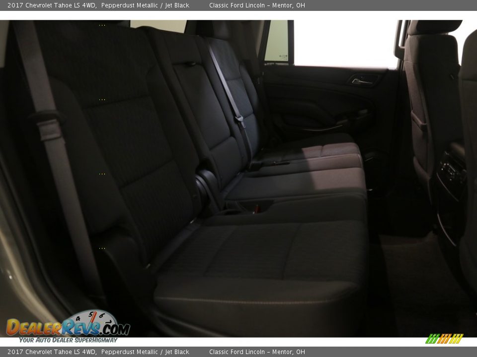 2017 Chevrolet Tahoe LS 4WD Pepperdust Metallic / Jet Black Photo #19