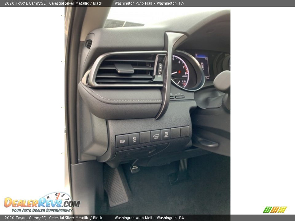 2020 Toyota Camry SE Celestial Silver Metallic / Black Photo #9