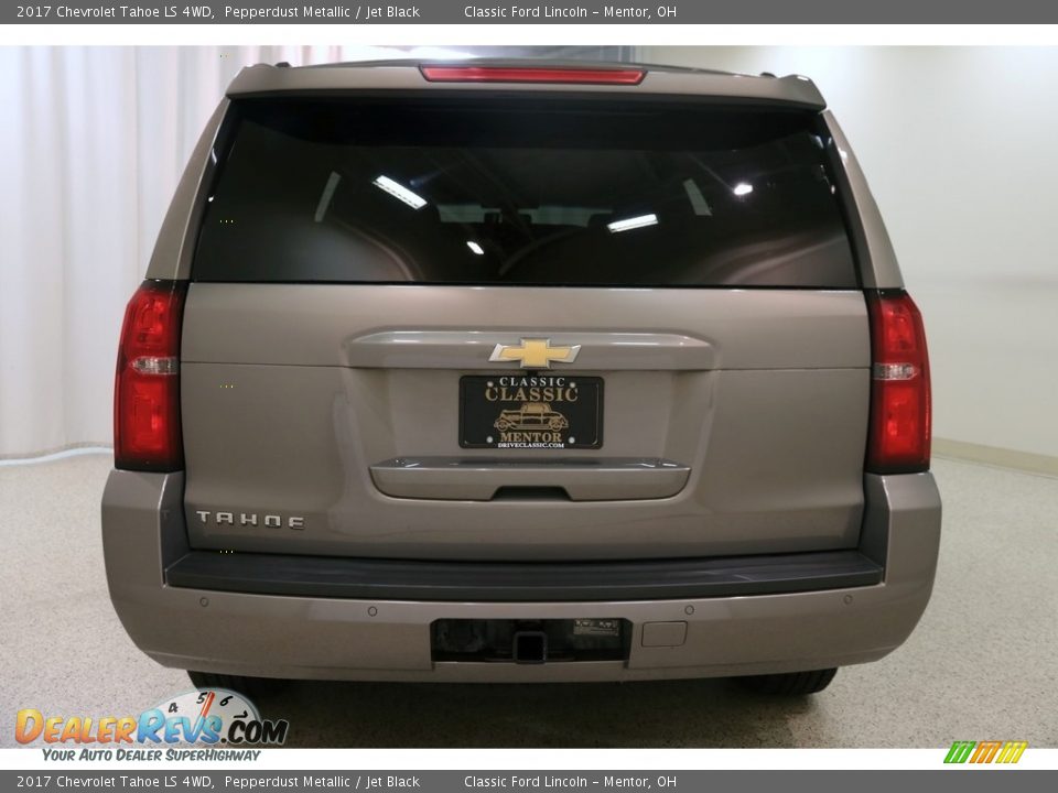 2017 Chevrolet Tahoe LS 4WD Pepperdust Metallic / Jet Black Photo #22