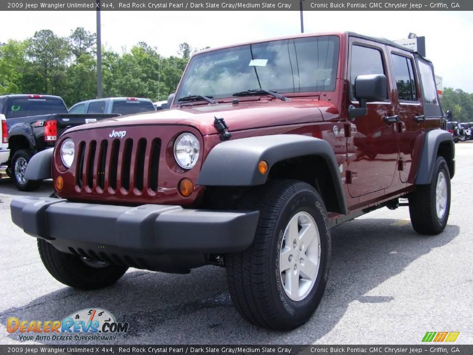 2009 Jeep Wrangler Unlimited X 4x4 Red Rock Crystal Pearl / Dark Slate Gray/Medium Slate Gray Photo #4