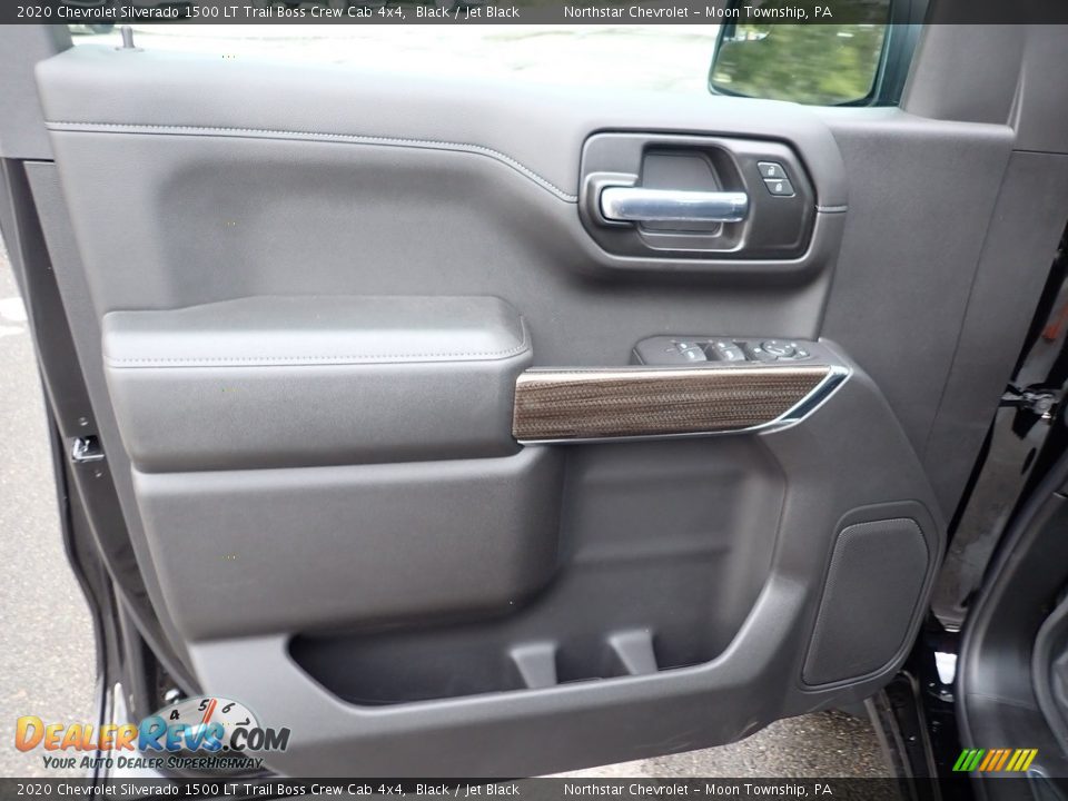 Door Panel of 2020 Chevrolet Silverado 1500 LT Trail Boss Crew Cab 4x4 Photo #15