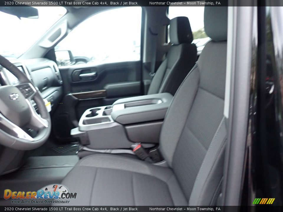 Front Seat of 2020 Chevrolet Silverado 1500 LT Trail Boss Crew Cab 4x4 Photo #16