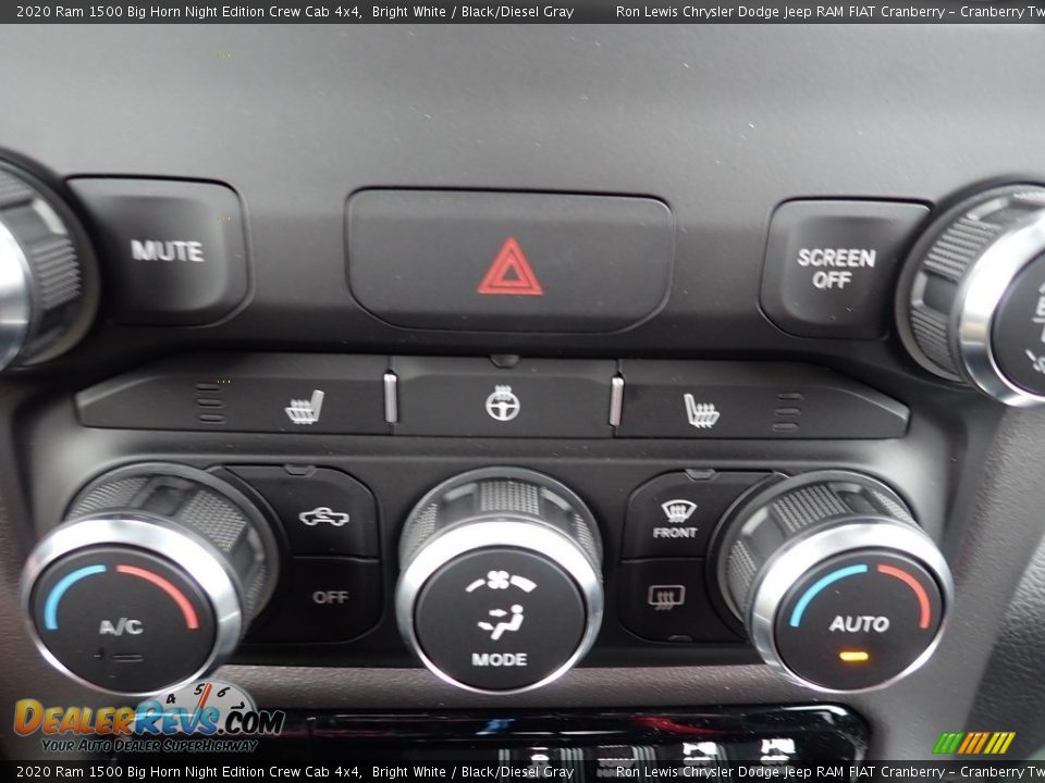 2020 Ram 1500 Big Horn Night Edition Crew Cab 4x4 Bright White / Black/Diesel Gray Photo #18