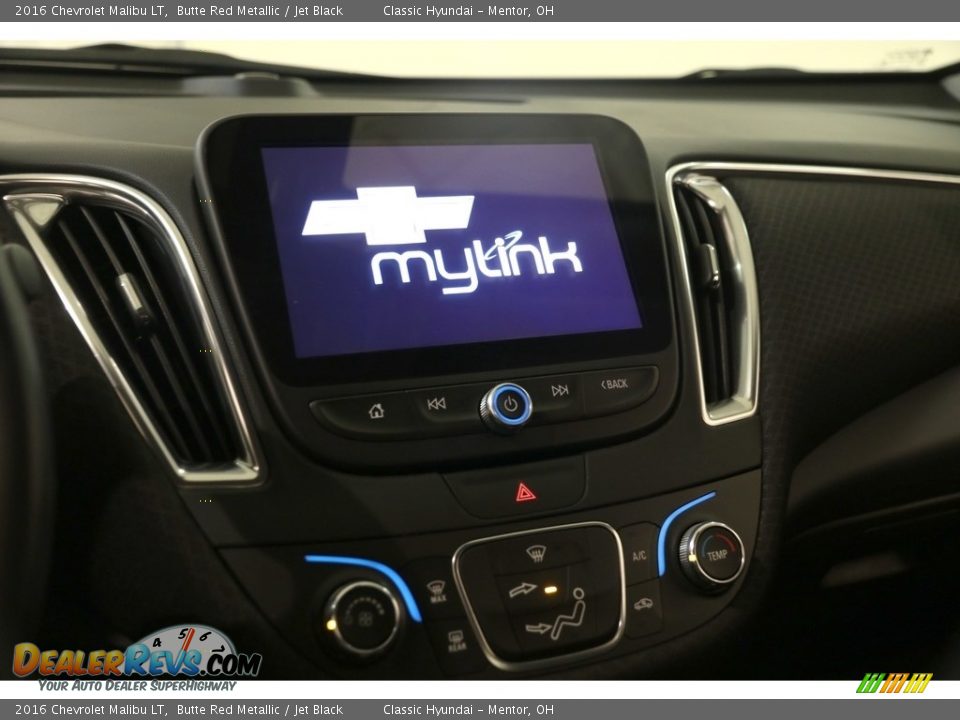 2016 Chevrolet Malibu LT Butte Red Metallic / Jet Black Photo #8