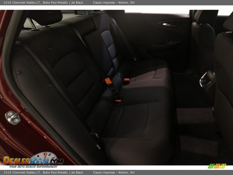 2016 Chevrolet Malibu LT Butte Red Metallic / Jet Black Photo #15