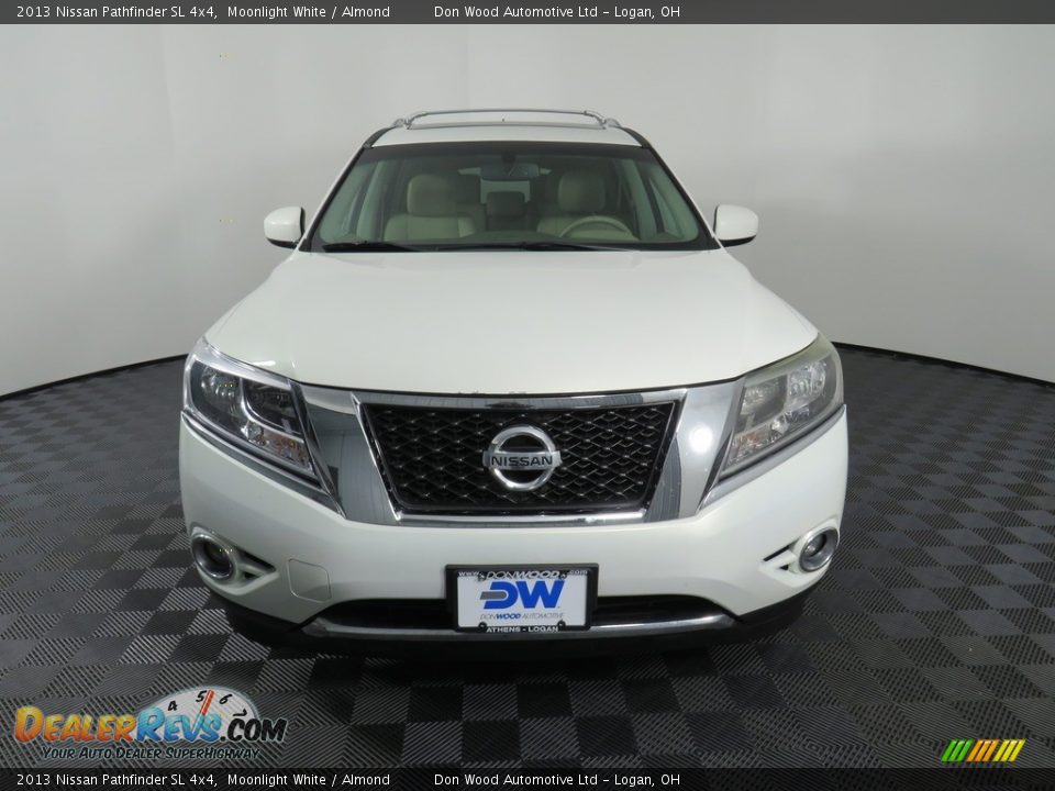 2013 Nissan Pathfinder SL 4x4 Moonlight White / Almond Photo #7