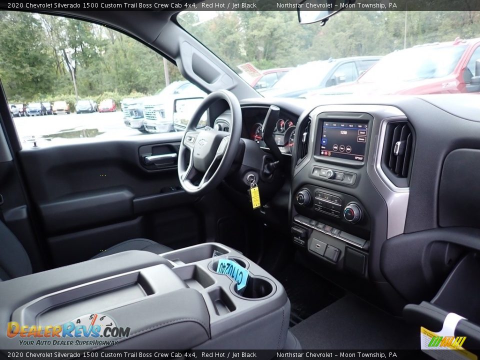 2020 Chevrolet Silverado 1500 Custom Trail Boss Crew Cab 4x4 Red Hot / Jet Black Photo #10
