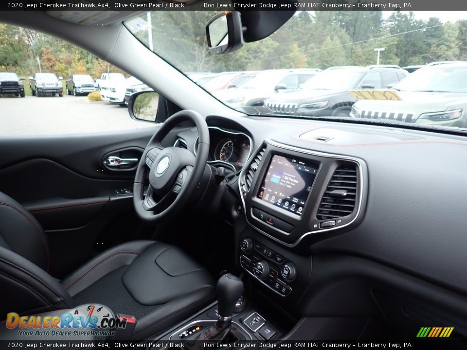 2020 Jeep Cherokee Trailhawk 4x4 Olive Green Pearl / Black Photo #11