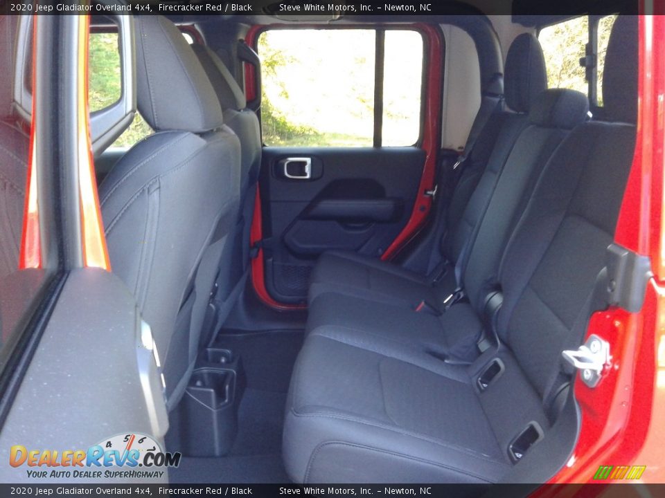 2020 Jeep Gladiator Overland 4x4 Firecracker Red / Black Photo #11