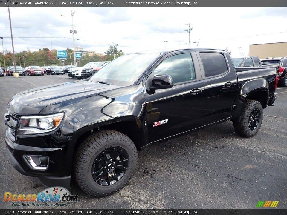 Front 3/4 View of 2020 Chevrolet Colorado Z71 Crew Cab 4x4 Photo #1