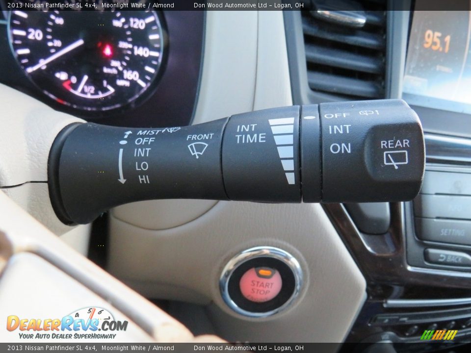 2013 Nissan Pathfinder SL 4x4 Moonlight White / Almond Photo #30