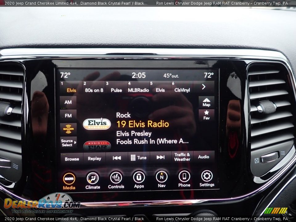 2020 Jeep Grand Cherokee Limited 4x4 Diamond Black Crystal Pearl / Black Photo #17