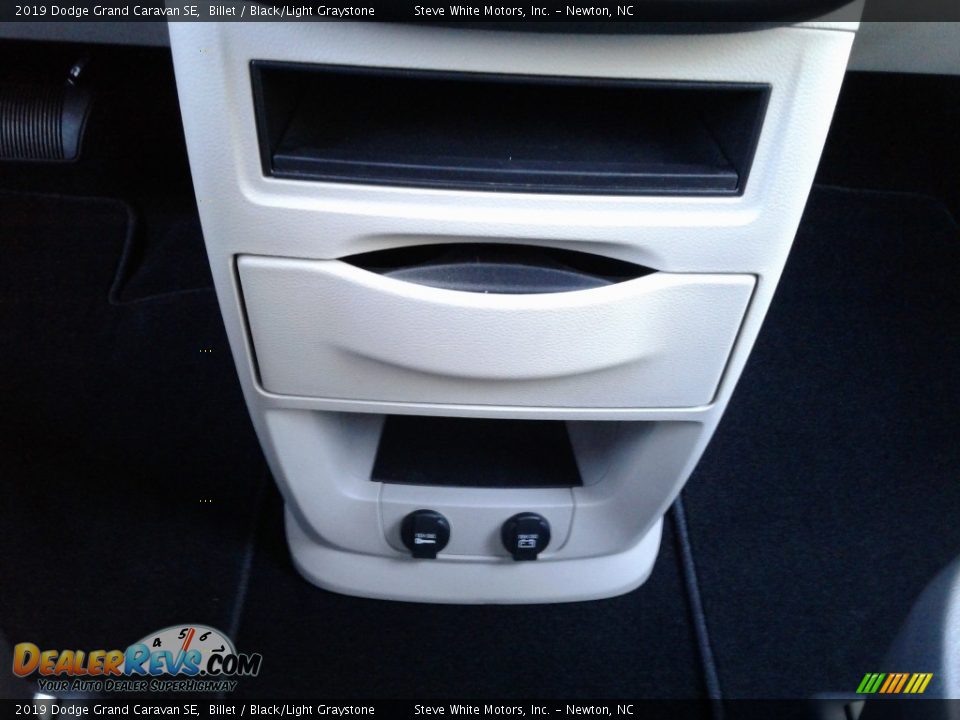 2019 Dodge Grand Caravan SE Billet / Black/Light Graystone Photo #26