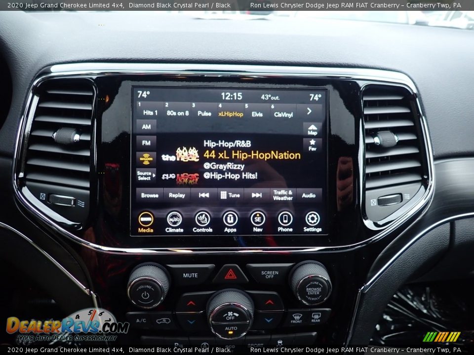 2020 Jeep Grand Cherokee Limited 4x4 Diamond Black Crystal Pearl / Black Photo #17