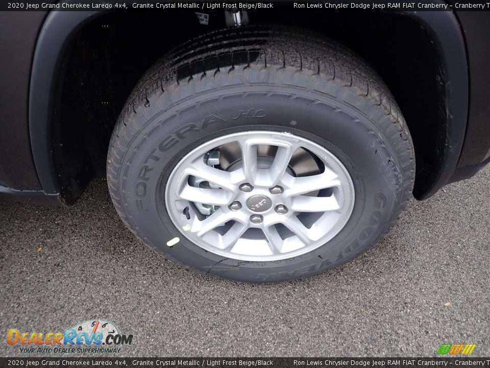 2020 Jeep Grand Cherokee Laredo 4x4 Granite Crystal Metallic / Light Frost Beige/Black Photo #8