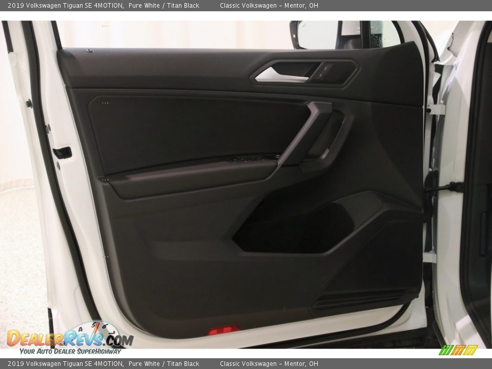 2019 Volkswagen Tiguan SE 4MOTION Pure White / Titan Black Photo #4