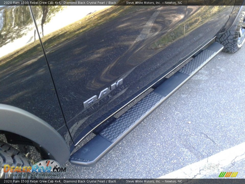 2020 Ram 1500 Rebel Crew Cab 4x4 Diamond Black Crystal Pearl / Black Photo #31