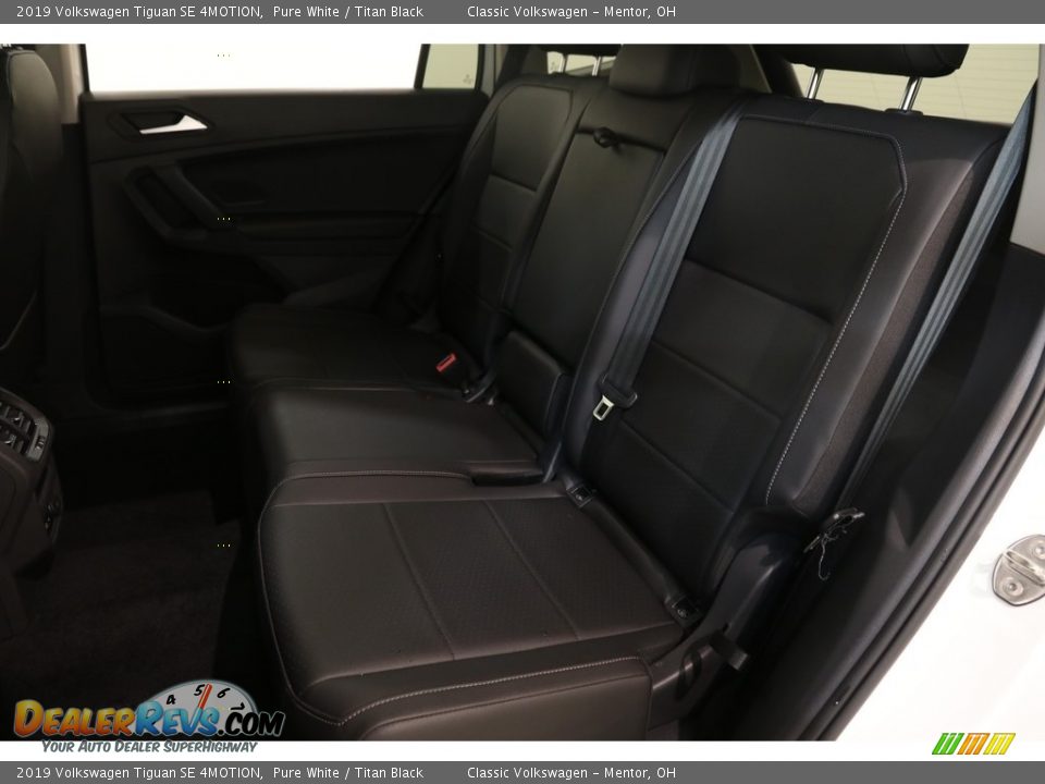 2019 Volkswagen Tiguan SE 4MOTION Pure White / Titan Black Photo #17
