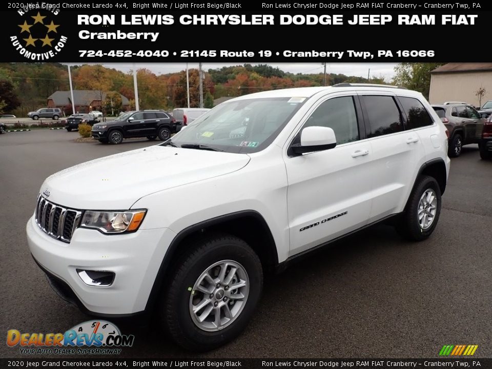 2020 Jeep Grand Cherokee Laredo 4x4 Bright White / Light Frost Beige/Black Photo #1