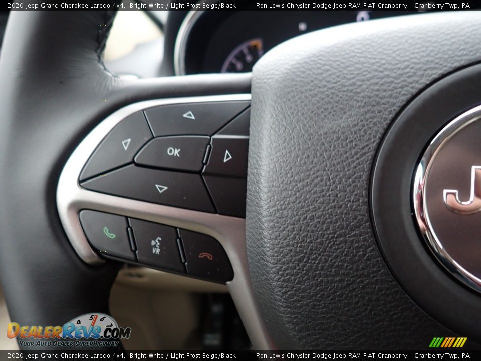 2020 Jeep Grand Cherokee Laredo 4x4 Bright White / Light Frost Beige/Black Photo #18