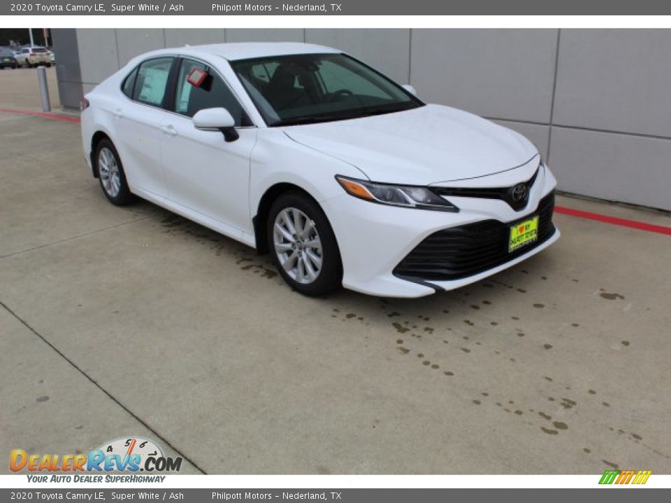 2020 Toyota Camry LE Super White / Ash Photo #2